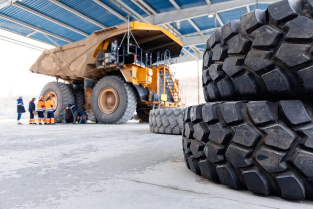 truck-shop_mining